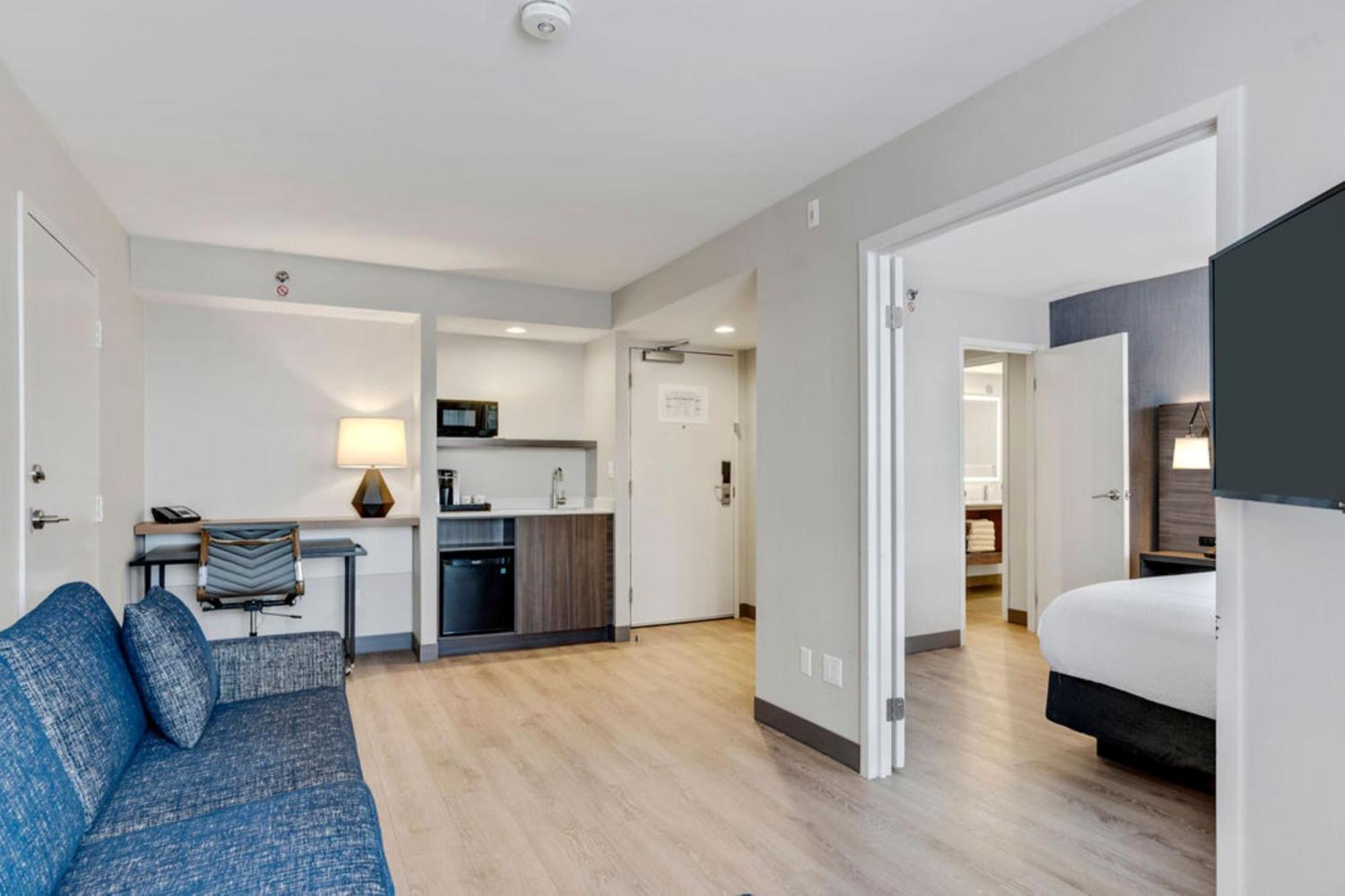 Holiday Inn & Suites Ottawa Kanata By Ihg Экстерьер фото