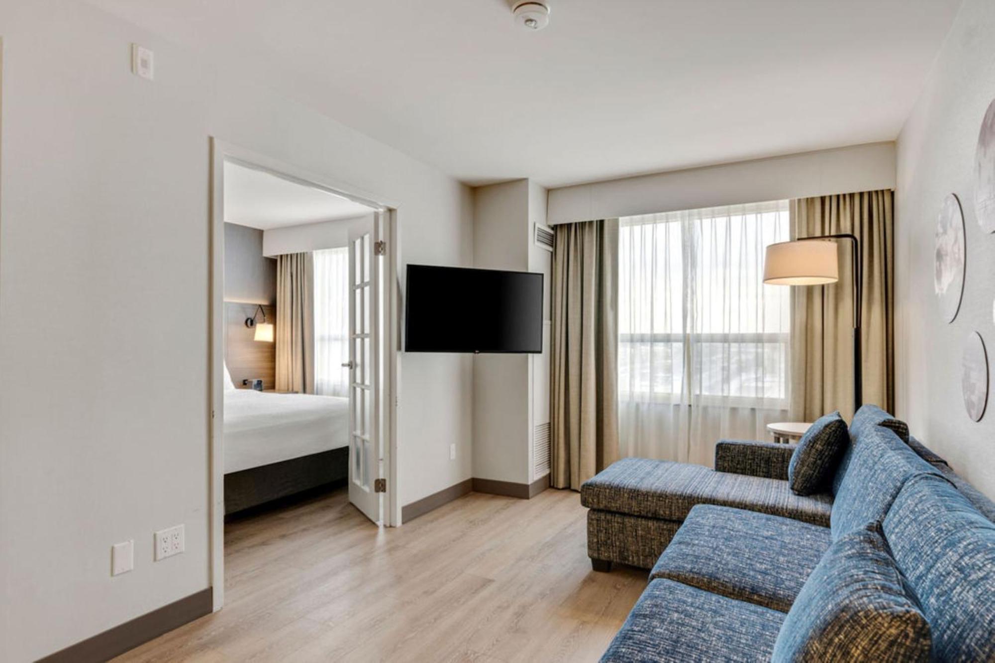 Holiday Inn & Suites Ottawa Kanata By Ihg Экстерьер фото