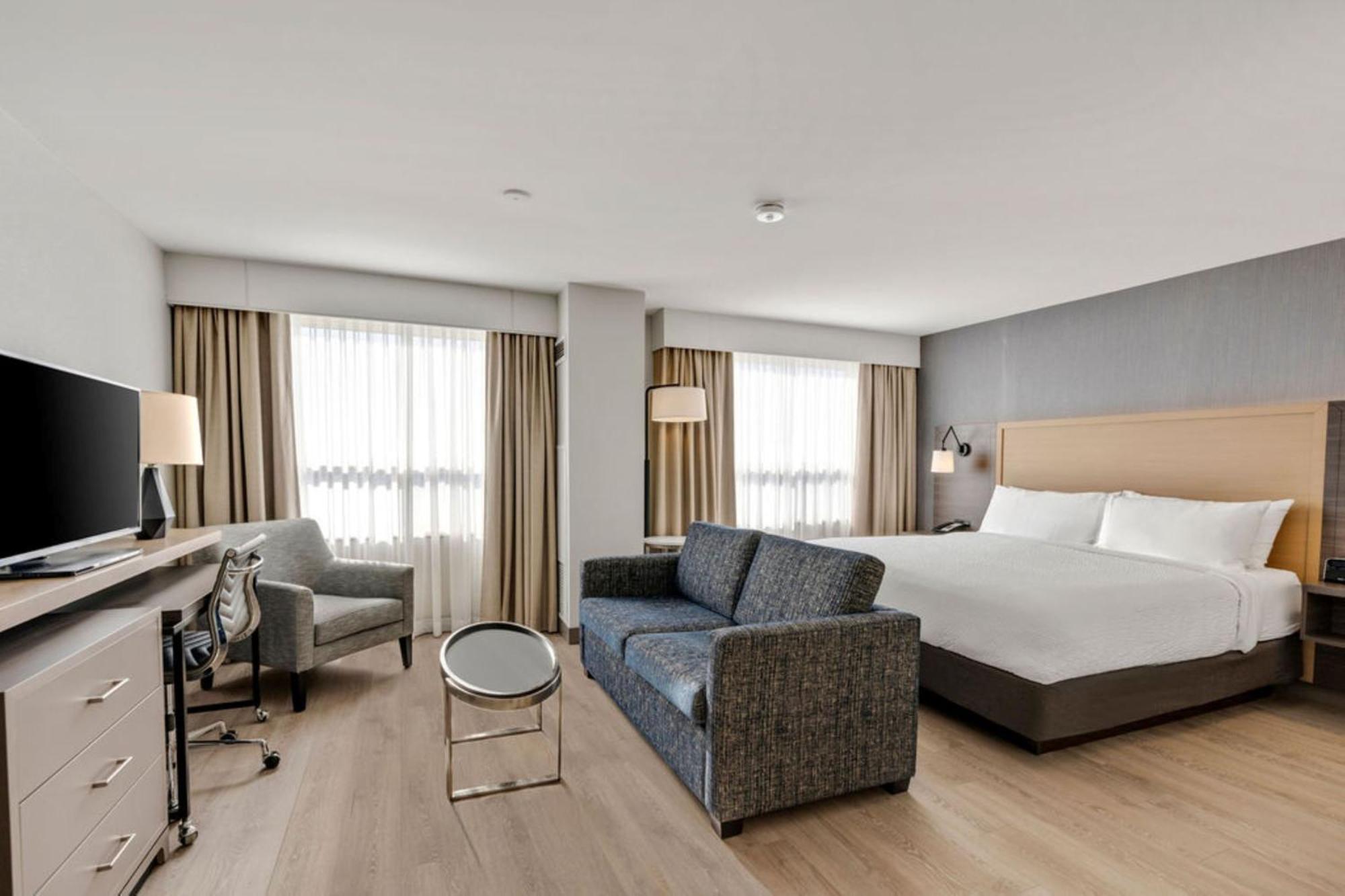 Holiday Inn & Suites Ottawa Kanata By Ihg Экстерьер фото